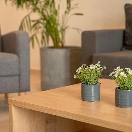 Romanza Kavros Lägenhet Paralia Kourna Exteriör bild